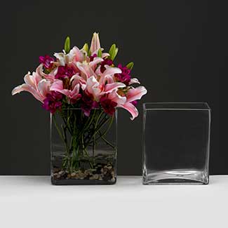GLASS   8.75" X 7.5" X 4" VASE