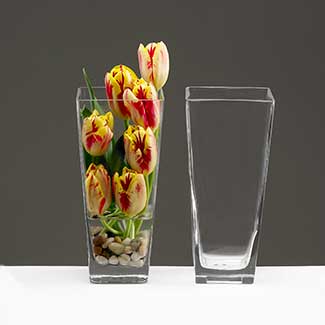 GLASS   9" X 4" X 4" VASE