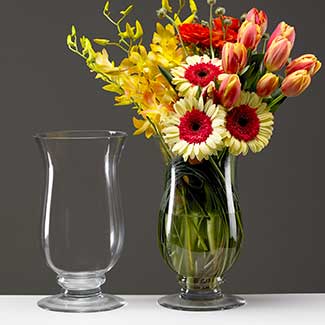 GLASS   11" X 6" VASE