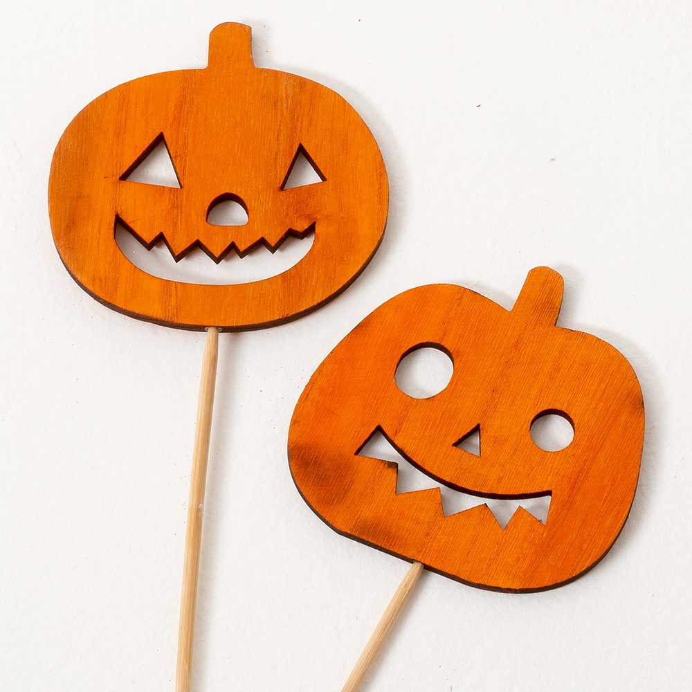 4" WOODEN JACK-O-LANTERNS WITH 18"    PICKS